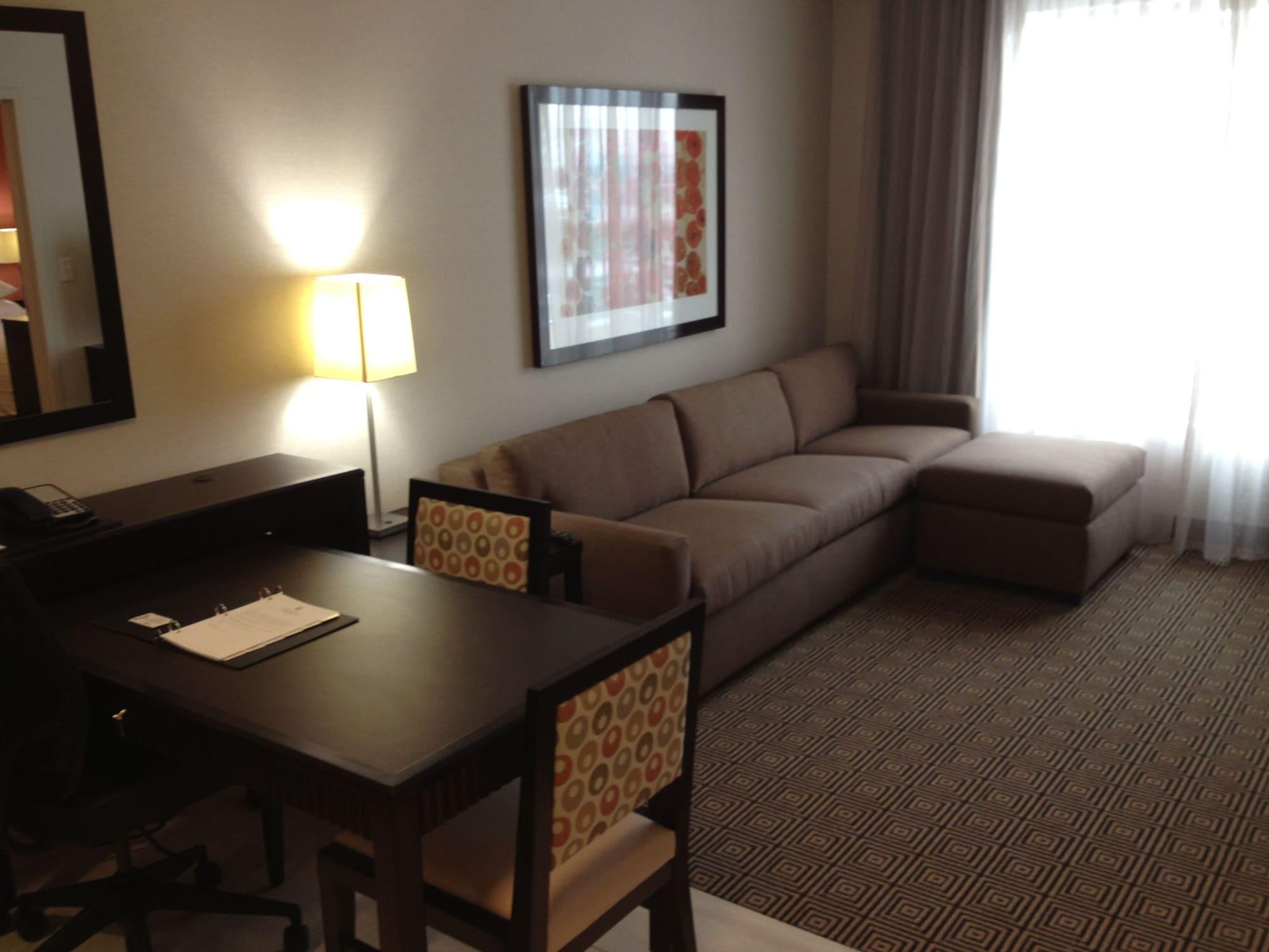 Embassy Suites By Hilton Newark Airport Elizabeth Exterior foto