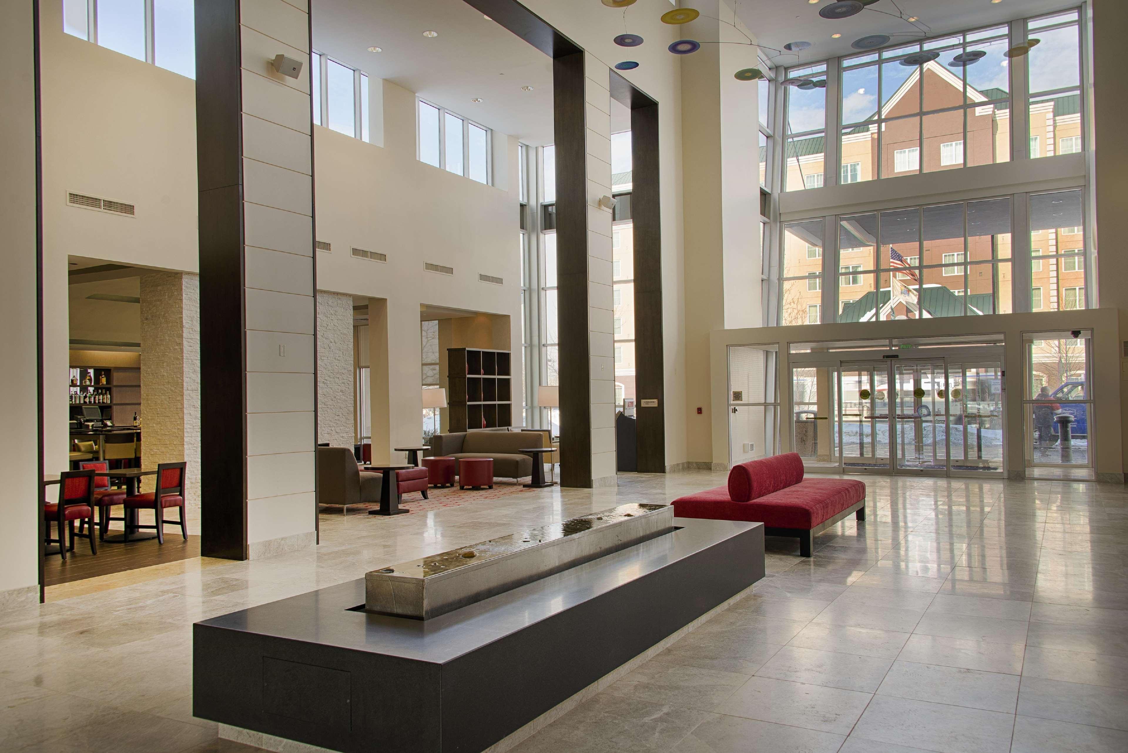 Embassy Suites By Hilton Newark Airport Elizabeth Exterior foto