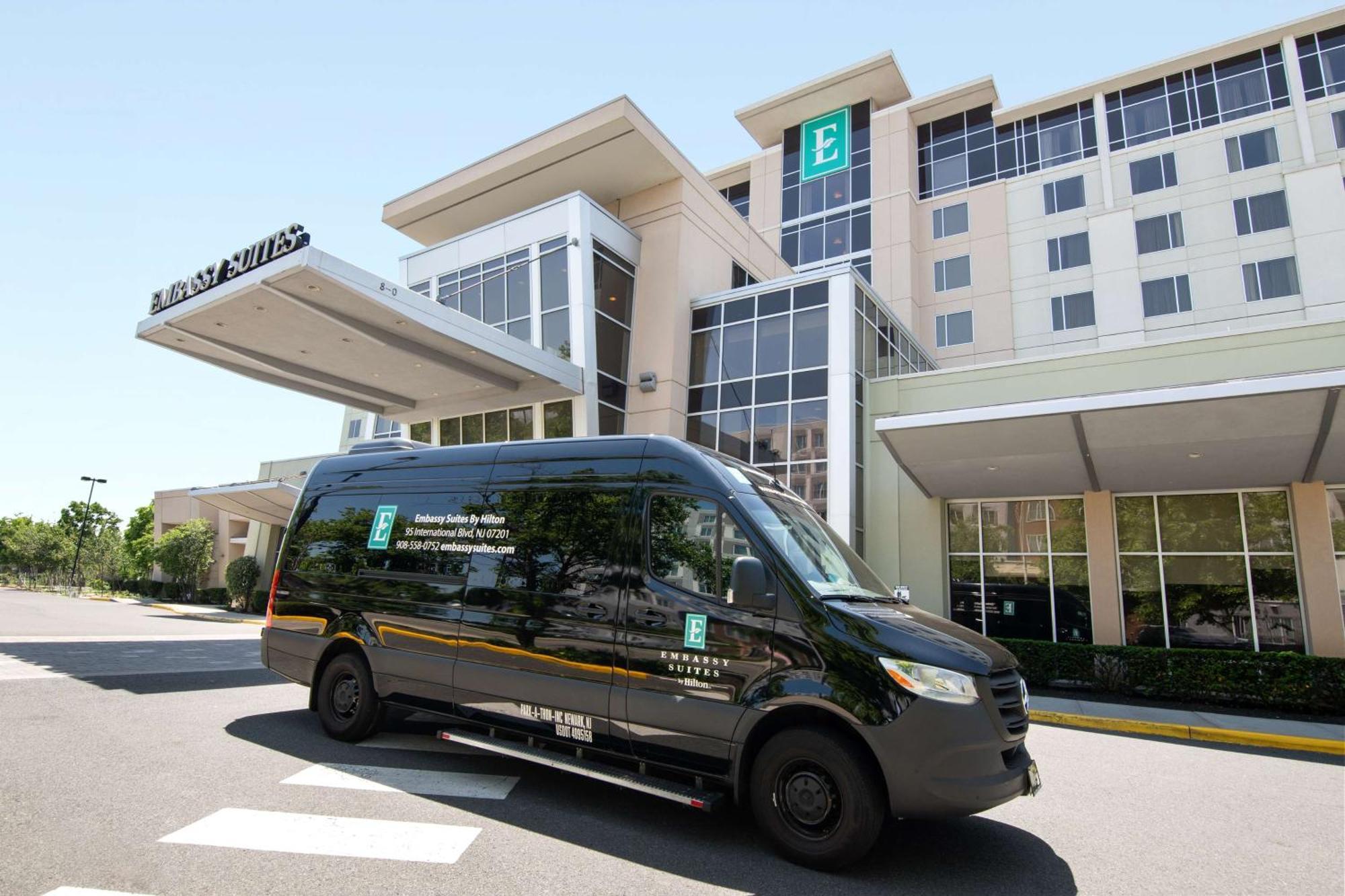 Embassy Suites By Hilton Newark Airport Elizabeth Exterior foto