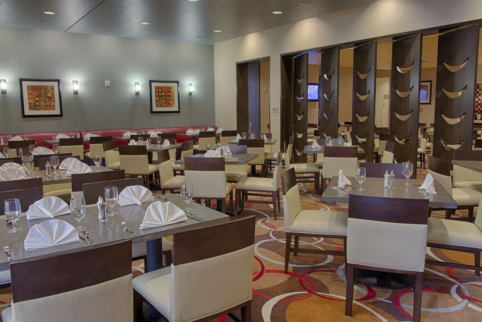 Embassy Suites By Hilton Newark Airport Elizabeth Exterior foto